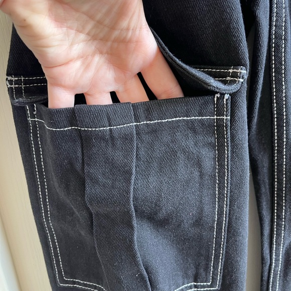 White Fox Black Wide Leg 90s High-waist Cargo Jean  NWT - Picture 4 of 10